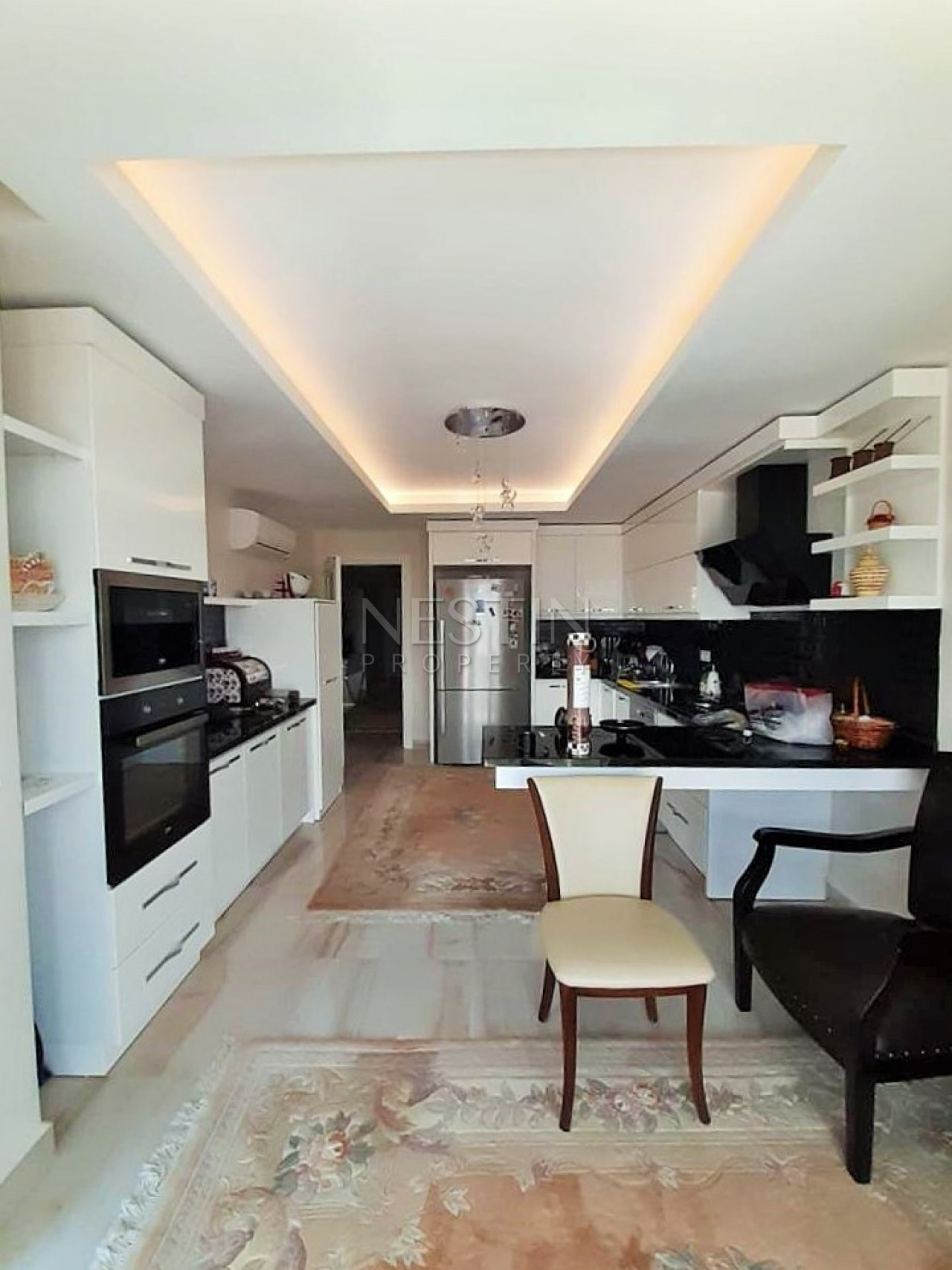 Просторный пентхаус 5+1 с видом на море в районе Кестель фото 9