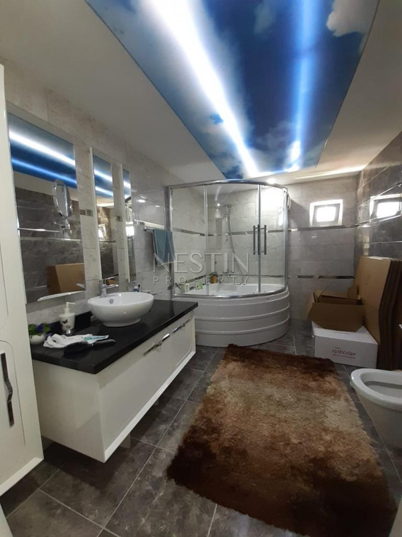 Просторный пентхаус 5+1 с видом на море в районе Кестель фото 14