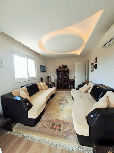 Просторный пентхаус 5+1 с видом на море в районе Кестель фото 24