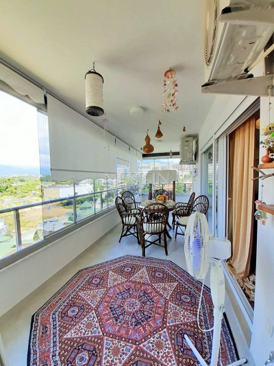 Просторный пентхаус 5+1 с видом на море в районе Кестель фото 26