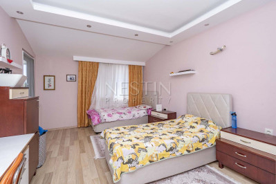 Большая квартира планировкой 4+1 в районе Джикджилли фото 9