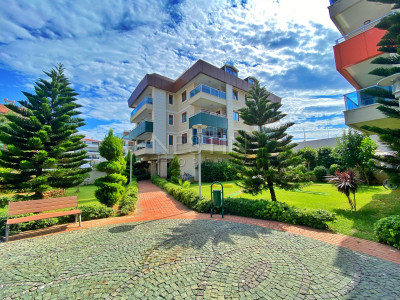 Квартира пентхаус 3+1 в районе Оба в 750 м от Средиземного моря фото 1