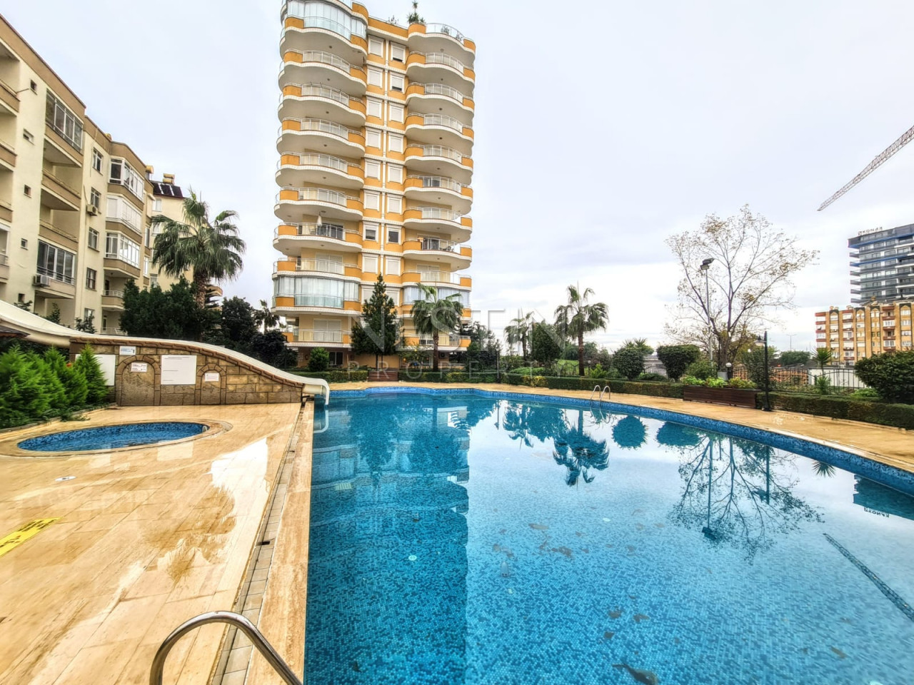 Просторная квартира 2+1 в районе Махмутлар с видом на море и горы фото 2