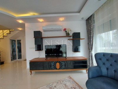 Вилла 3+1 в районе Каргыджак с красивым видом на море фото 3