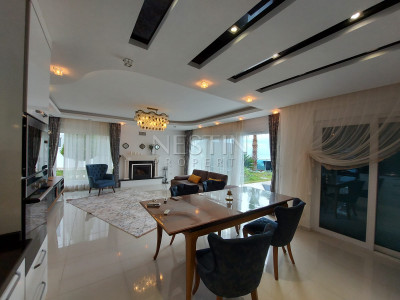 Вилла 3+1 в районе Каргыджак с красивым видом на море фото 5