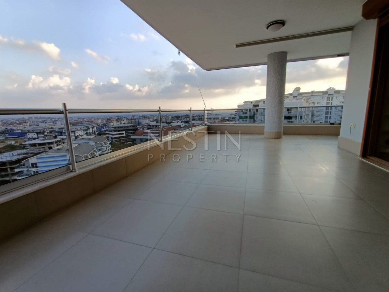 Пентхаус 4+1 в районе Джикджили с видом на море и город фото 22