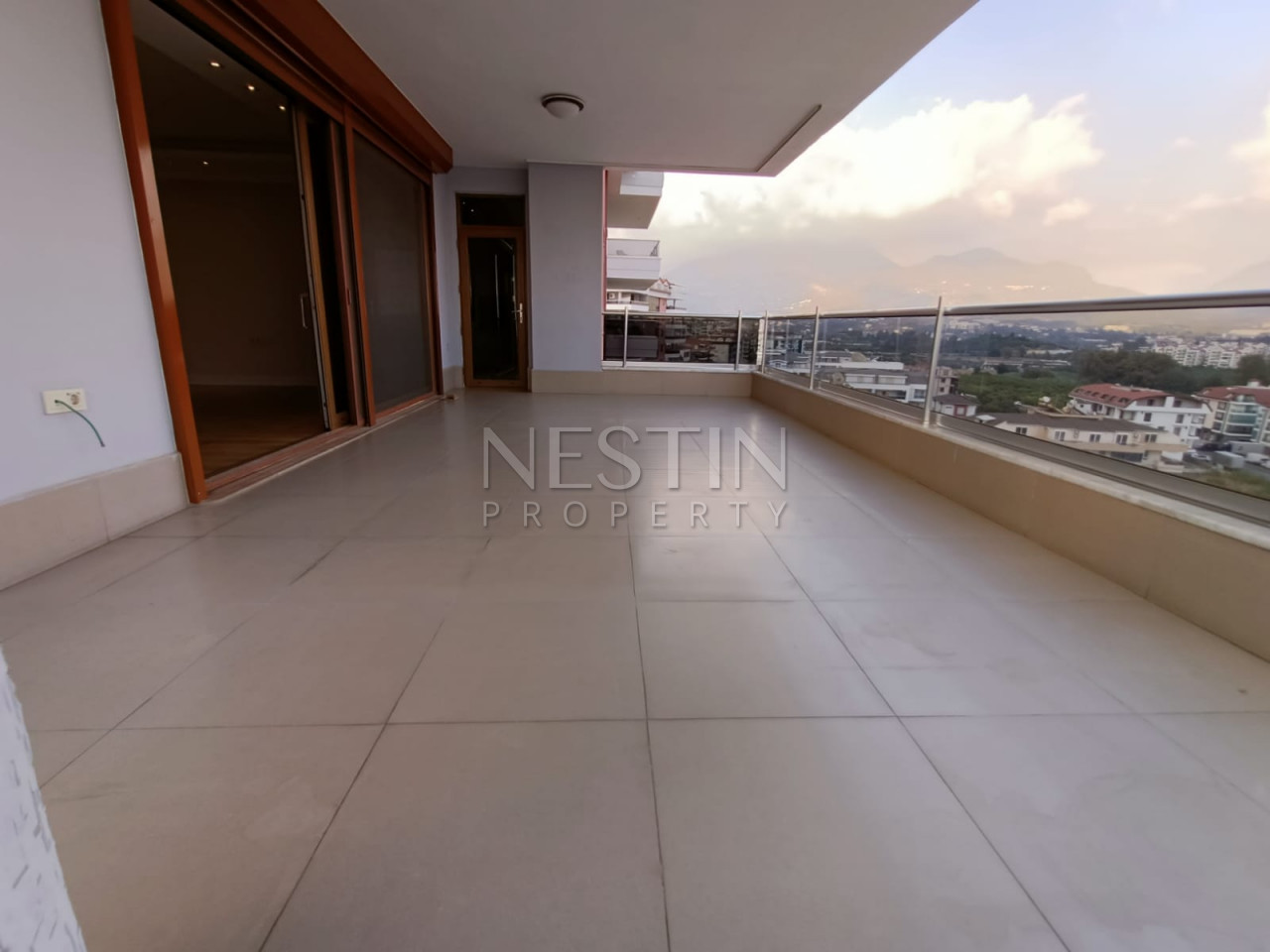 Пентхаус 4+1 в районе Джикджили с видом на море и город фото 23