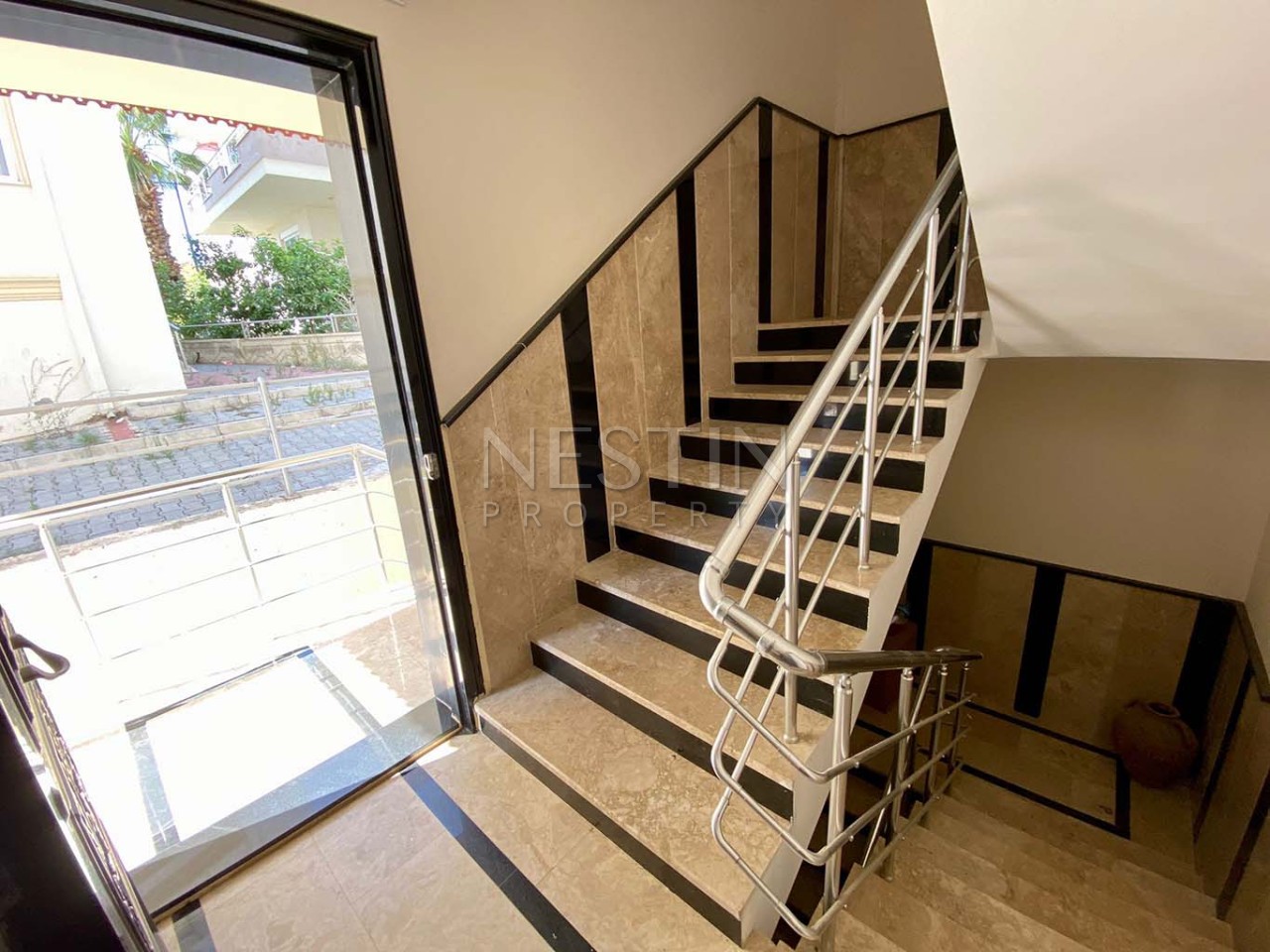 Квартира пентхаус 2+1 в городе Газипаша в 500 м от моря фото 4