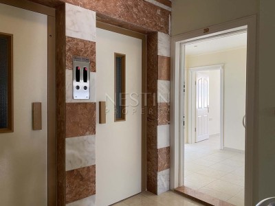 Большая квартира 2+1 в районе Махмтулар с видом на горы и море фото 9