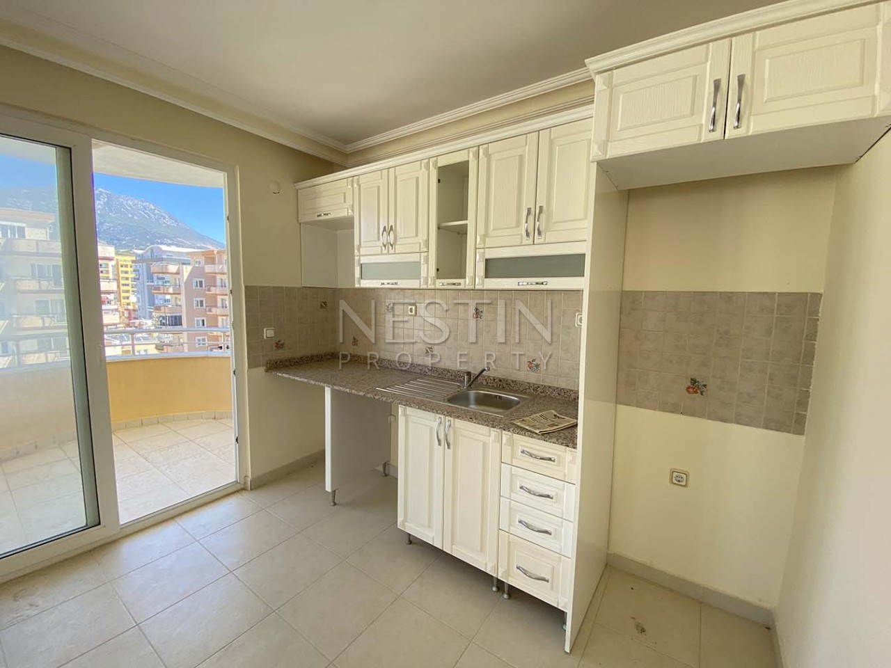 Большая квартира 2+1 в районе Махмтулар с видом на горы и море фото 10