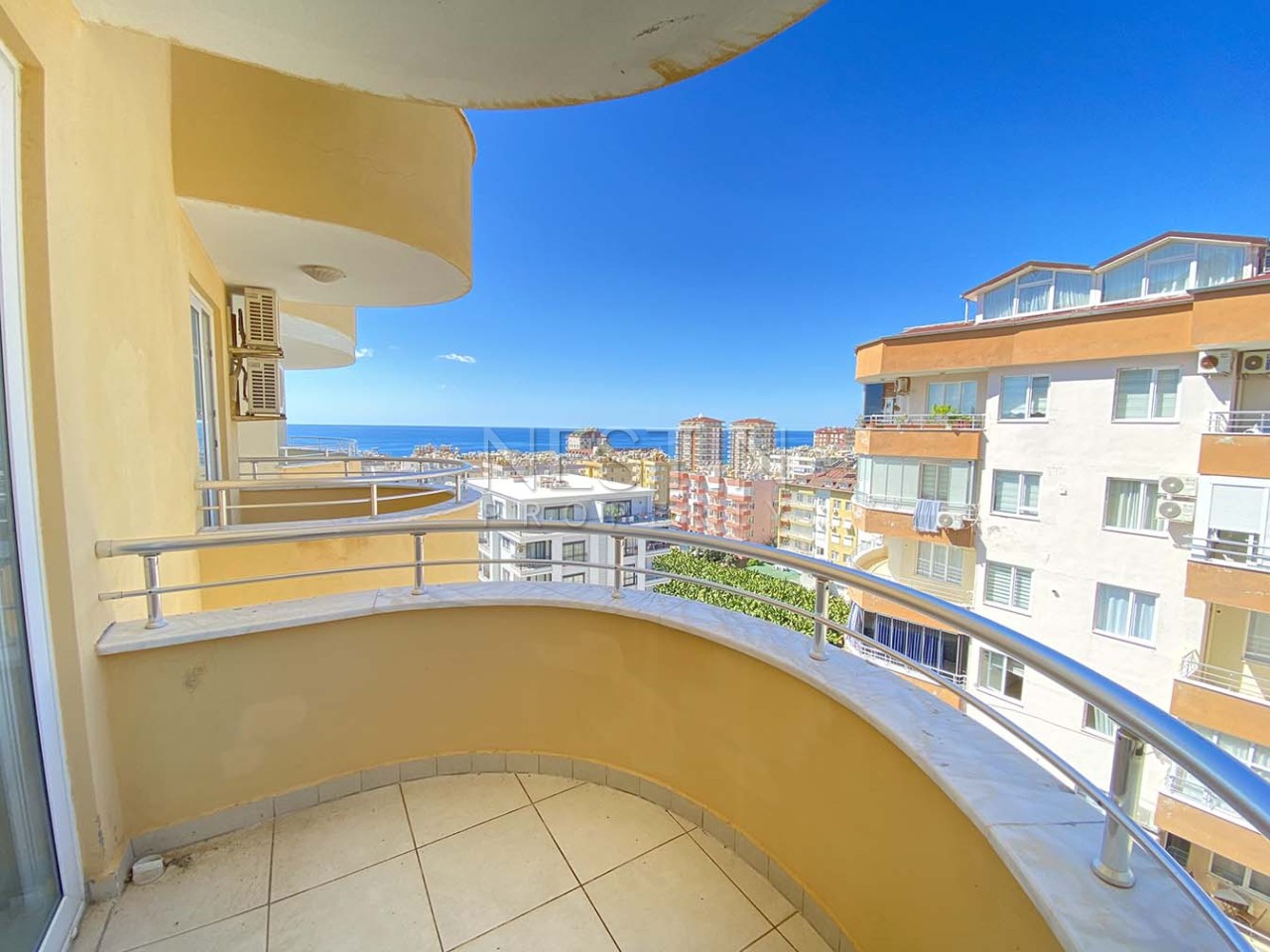 Большая квартира 2+1 в районе Махмтулар с видом на горы и море фото 21