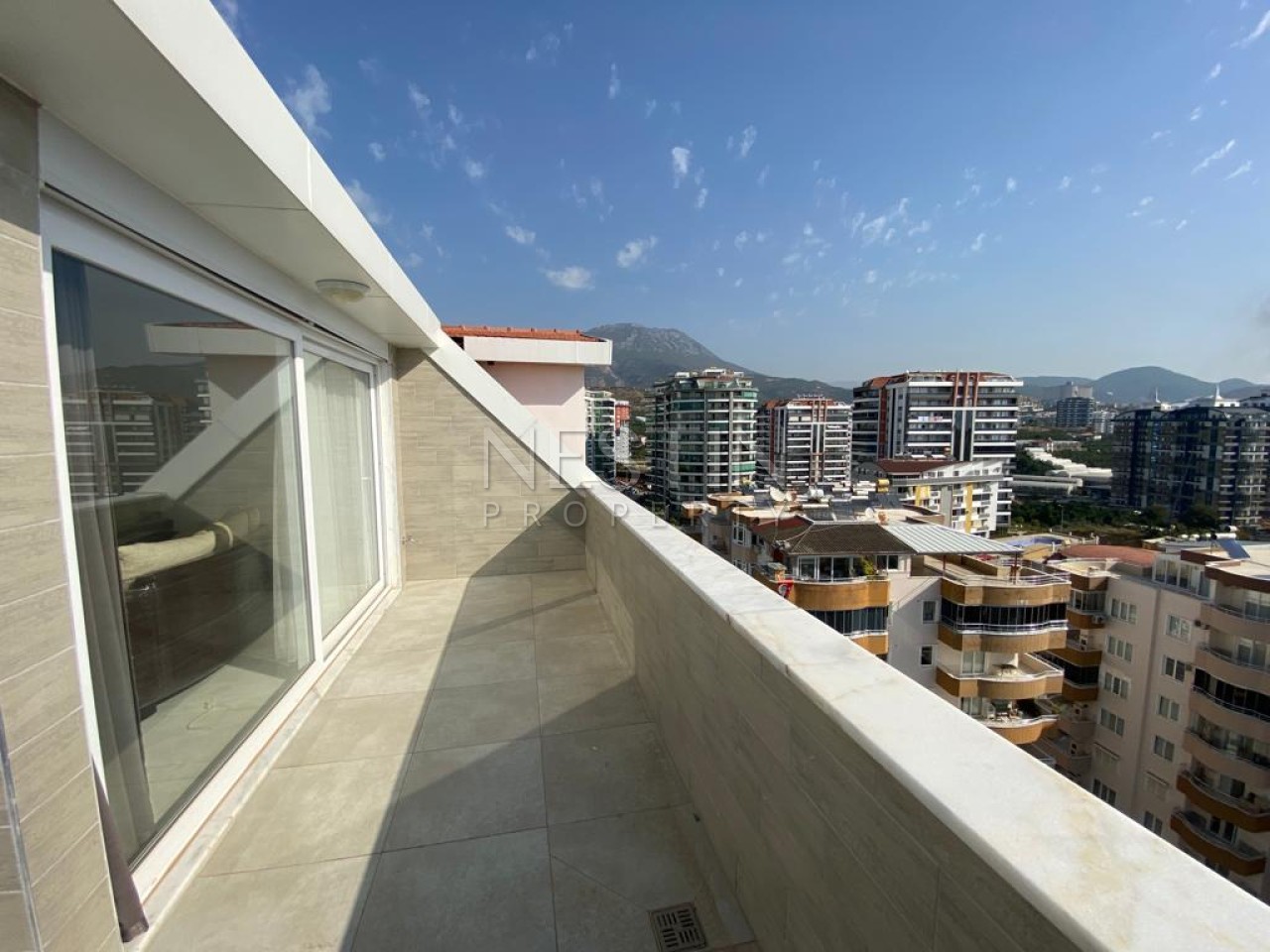 Просторный пентхаус 5+1 в районе Махмутлар фото 12