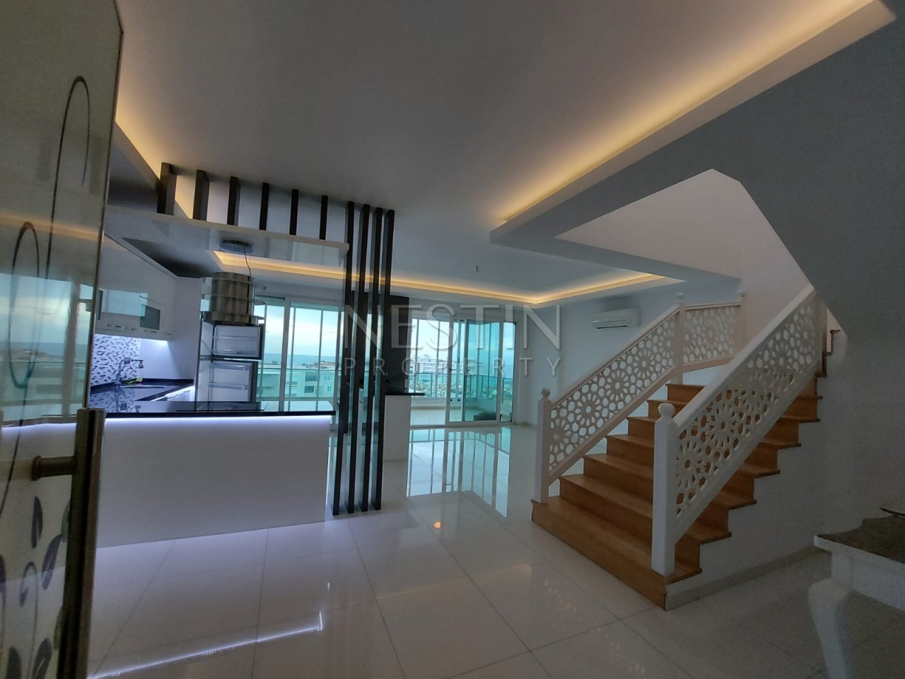 Большая квартира пентхаус 3+1 в районе Тосмур в 300 м от Средиземного моря фото 5