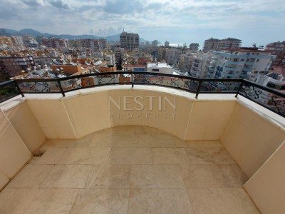 Апартаменты 3+1 с панорамным видом на город и море в районе Махмутлар фото 29