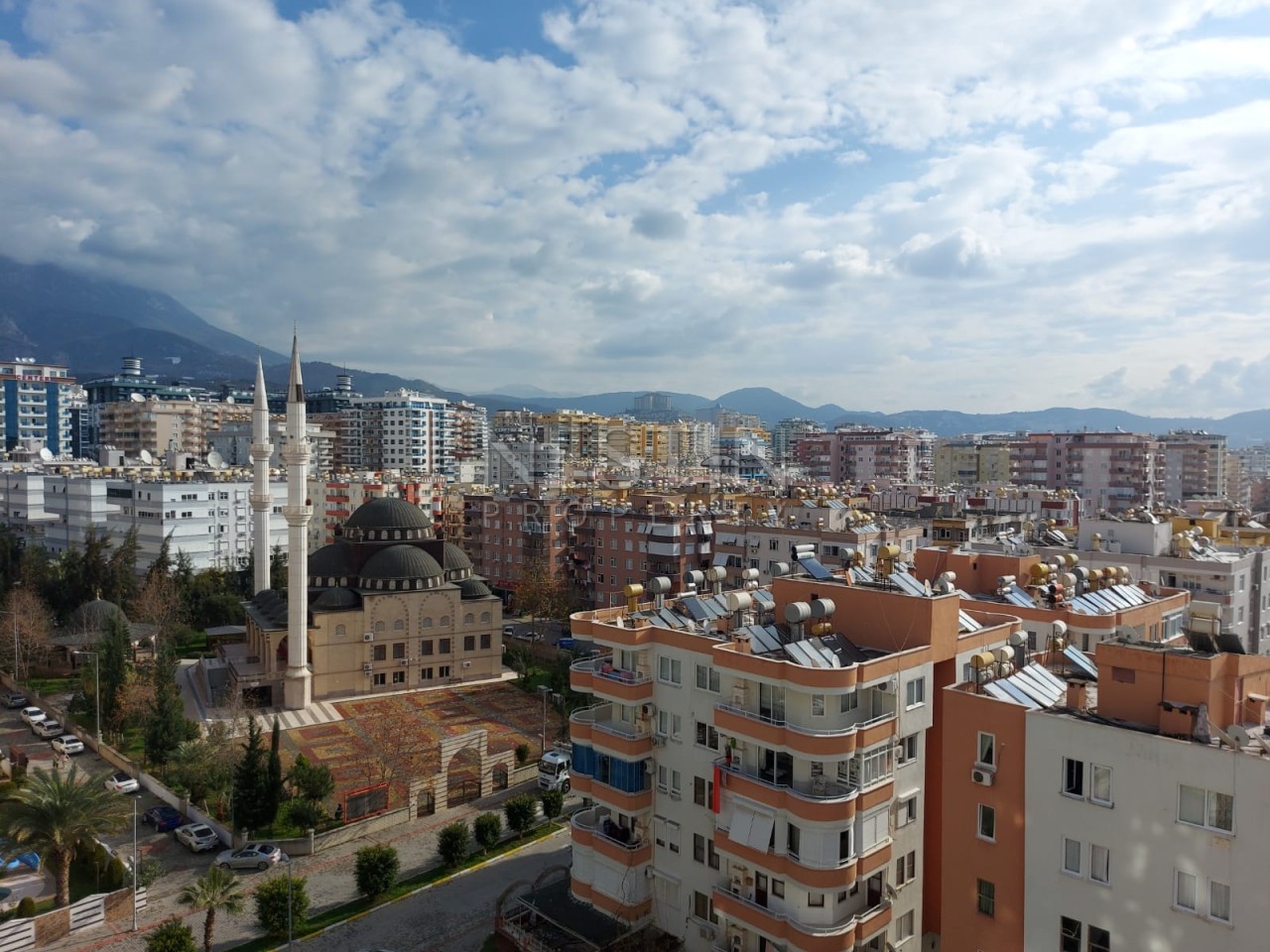 Апартаменты 3+1 с панорамным видом на город и море в районе Махмутлар фото 39