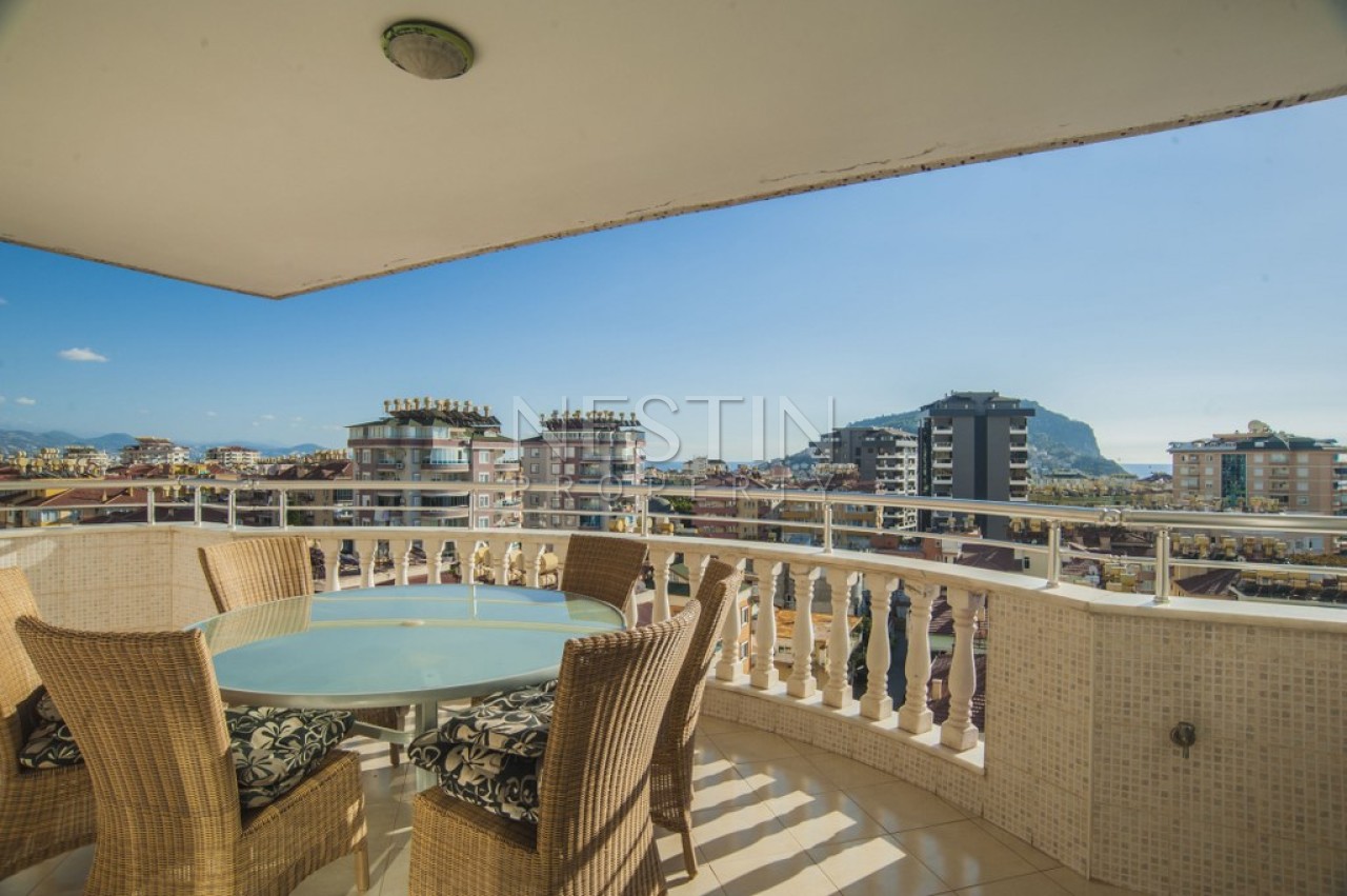 Пентхаус 5+2 в центре города Аланья с видом на море, горы и крепость фото 16