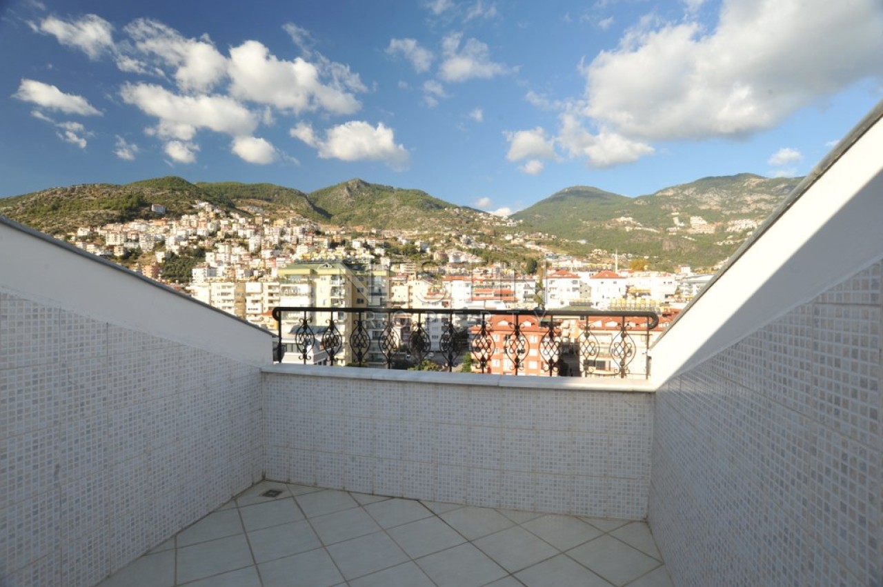 Пентхаус 5+2 в центре города Аланья с видом на море, горы и крепость фото 35