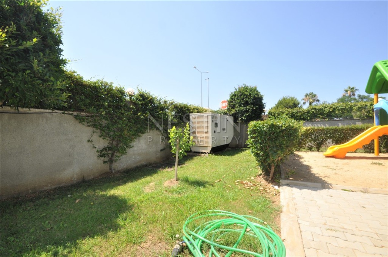 Просторный пентхаус 5+1 в районе Кестель с видом на море и горы фото 7