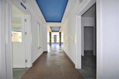 Просторный пентхаус 5+1 в районе Кестель с видом на море и горы фото 12