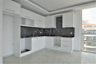 Просторный пентхаус 5+1 в районе Кестель с видом на море и горы фото 19