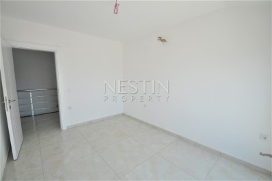 Просторный пентхаус 5+1 в районе Кестель с видом на море и горы фото 35