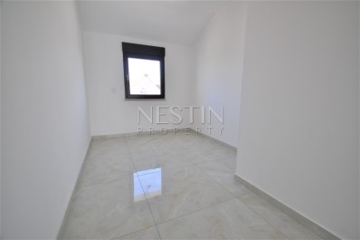 Просторный пентхаус 5+1 в районе Кестель с видом на море и горы фото 38