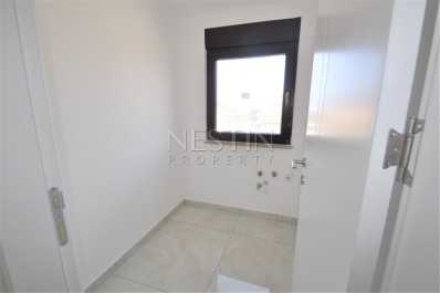 Просторный пентхаус 5+1 в районе Кестель с видом на море и горы фото 40