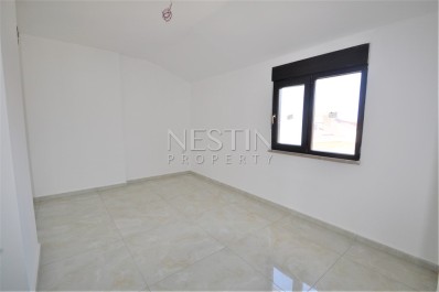 Просторный пентхаус 5+1 в районе Кестель с видом на море и горы фото 41