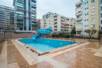 Большая квартира 2+1 с отдельной кухней в ЖК района Махмутлар фото 3