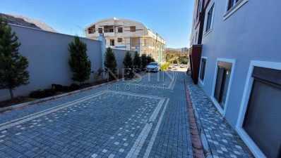 Большая квартира 2+1 с отдельной кухней в хорошем комплексе районе Махмутлар фото 10