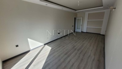 Большая квартира 2+1 с отдельной кухней в хорошем комплексе районе Махмутлар фото 31