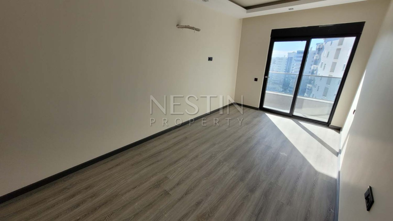 Большая квартира 2+1 с отдельной кухней в хорошем комплексе районе Махмутлар фото 35