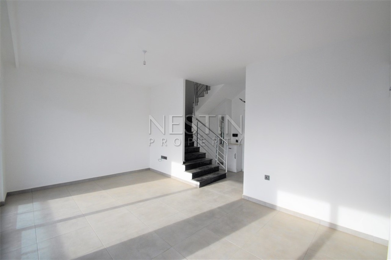 Квартира пентхаус 2+1 с красивым видом на горы в районе Махмутлар фото 20