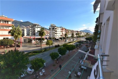 Квартира 3+1 в центре города Аланья в 150 м от пляжа Дамлаташ фото 2