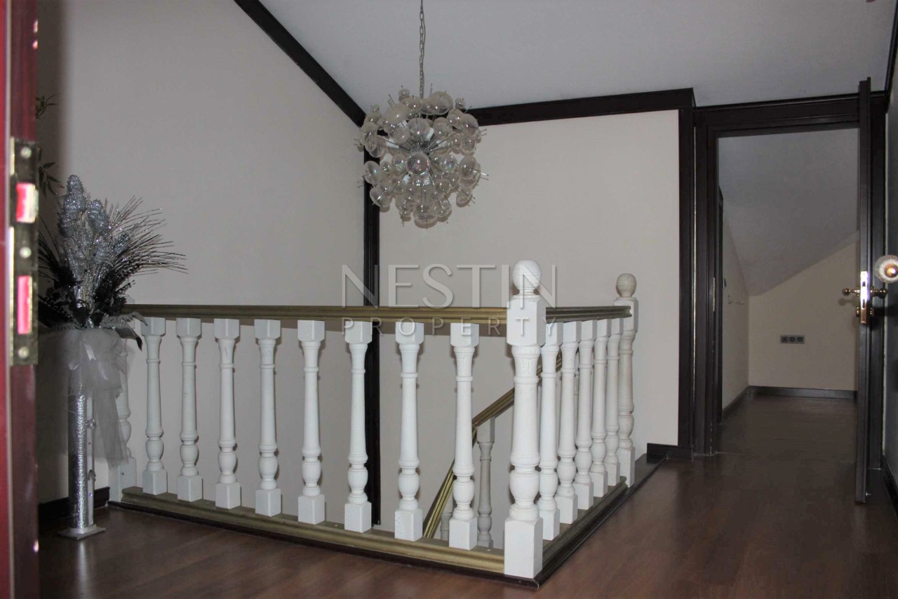 Пентхаус 4+1 в центре города Аланья с шикарным видом на море и горы фото 11