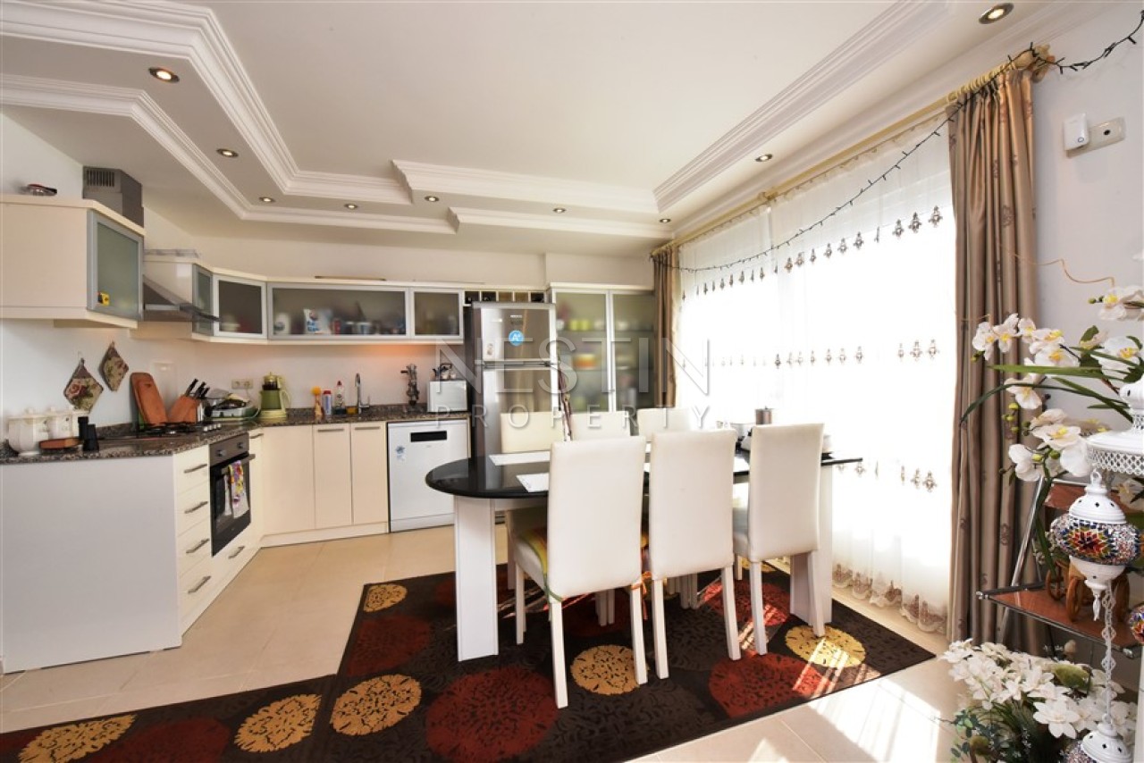 Уютная и просторная квартира пентхаус 3+1 в центре города Аланья фото 15