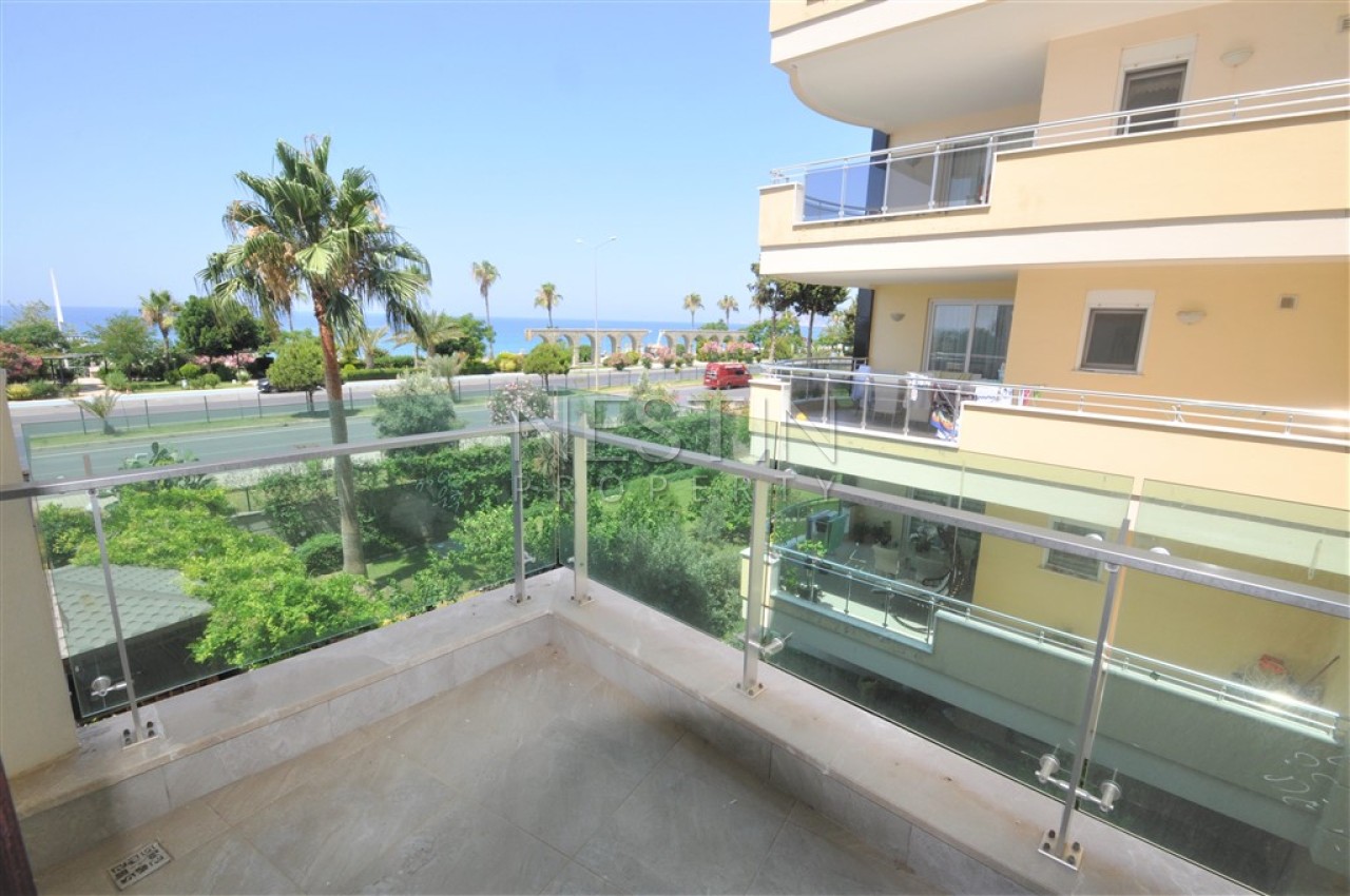 Квартира 2+1 в комплексе района Кестель с видом на море фото 43