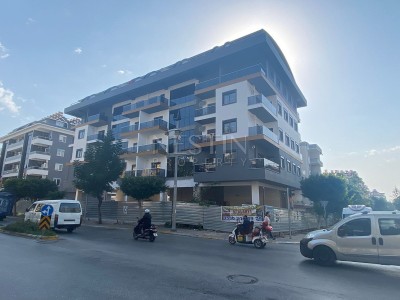 Квартира 1+1 в новом доме в центре города Аланья фото 1