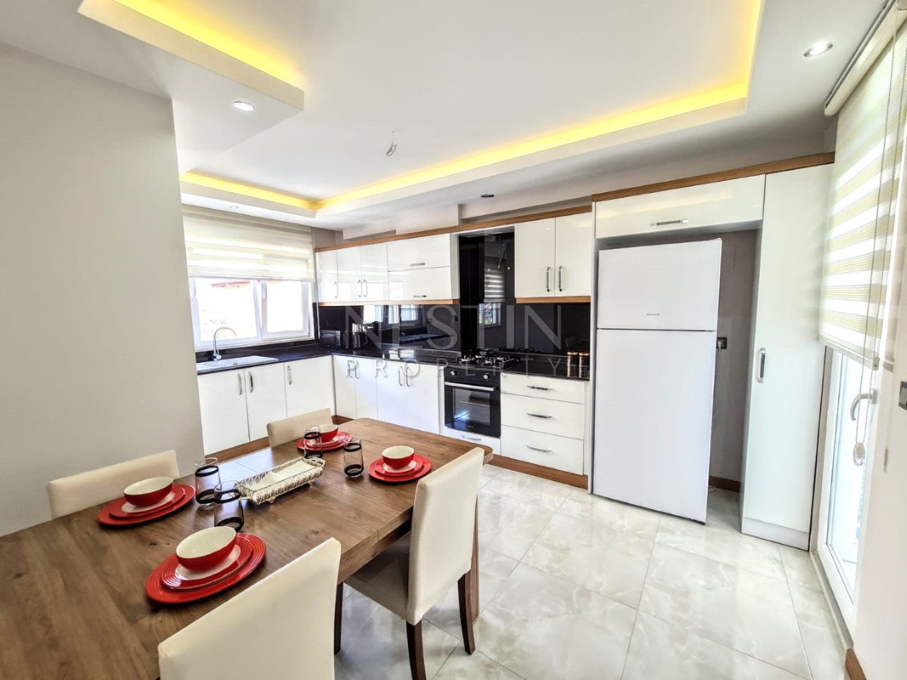 Просторный пентхаус 2+1 в с видом на горы фото 4