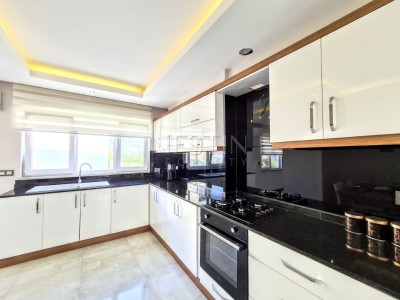 Просторный пентхаус 2+1 в с видом на горы фото 5