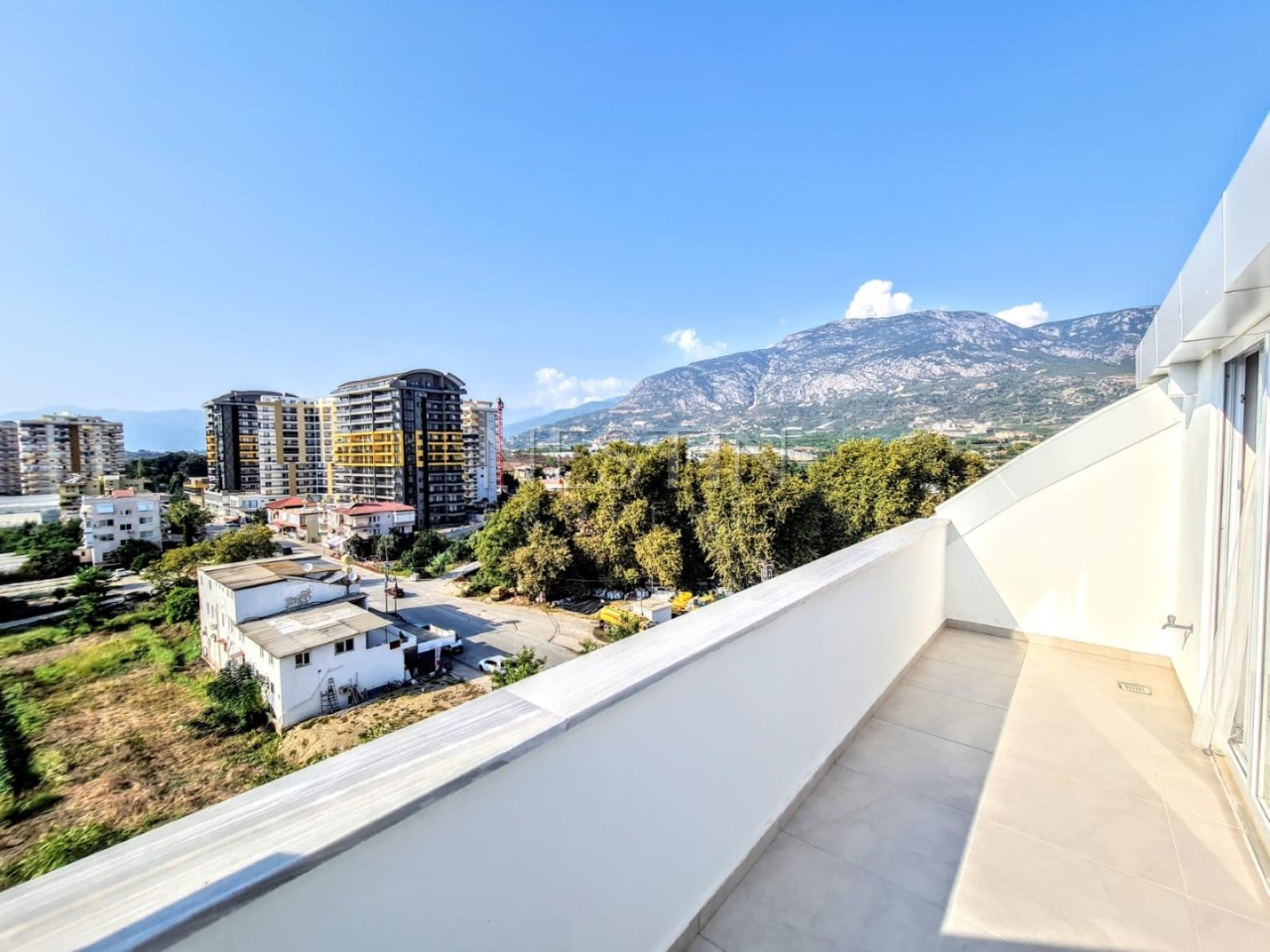 Просторный пентхаус 2+1 в с видом на горы фото 23