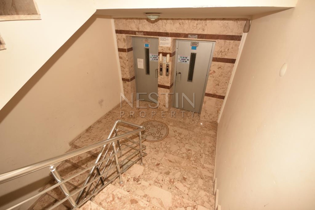 Просторная квартира 2+1 с отдельной кухней в районе Махмутлар с 50 м от моря фото 11