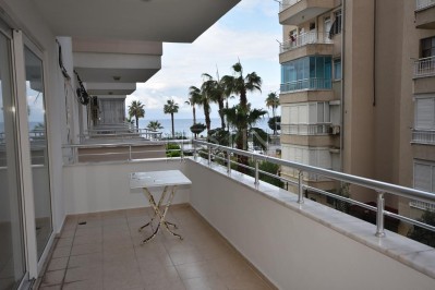 Просторная квартира 2+1 с отдельной кухней в районе Махмутлар с 50 м от моря фото 33