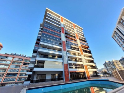 Квартира 2+1 с отдельной кухней, мебелью и техникой в районе Махмутлар фото 3