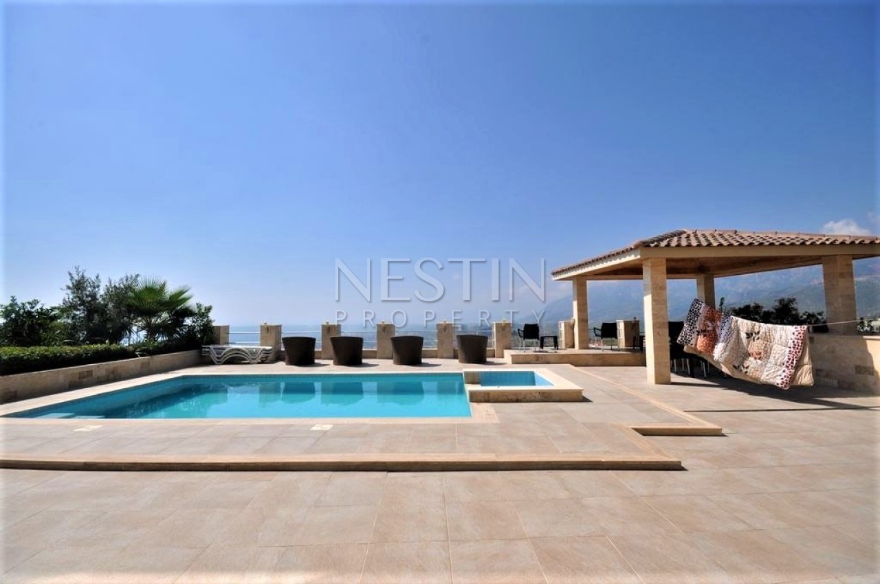 Просторная вилла 4+1 с панорамным видом на море и город фото 5