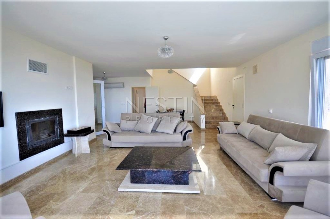 Просторная вилла 4+1 с панорамным видом на море и город фото 17