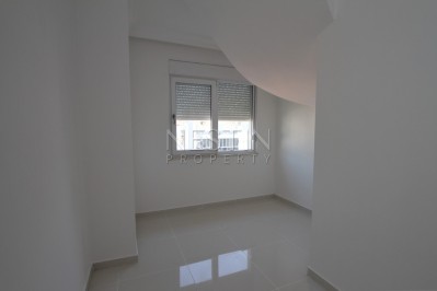 Квартира пентхаус 4+1 в комплексе района Кестель с красивым видом на горы фото 14