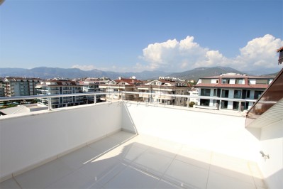 Квартира пентхаус 4+1 в комплексе района Кестель с красивым видом на горы фото 24