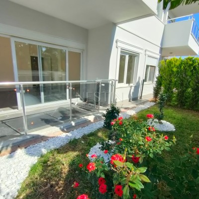 Садовый дуплекс 2+1 в районе Кестель, в 150 м от моря фото 1