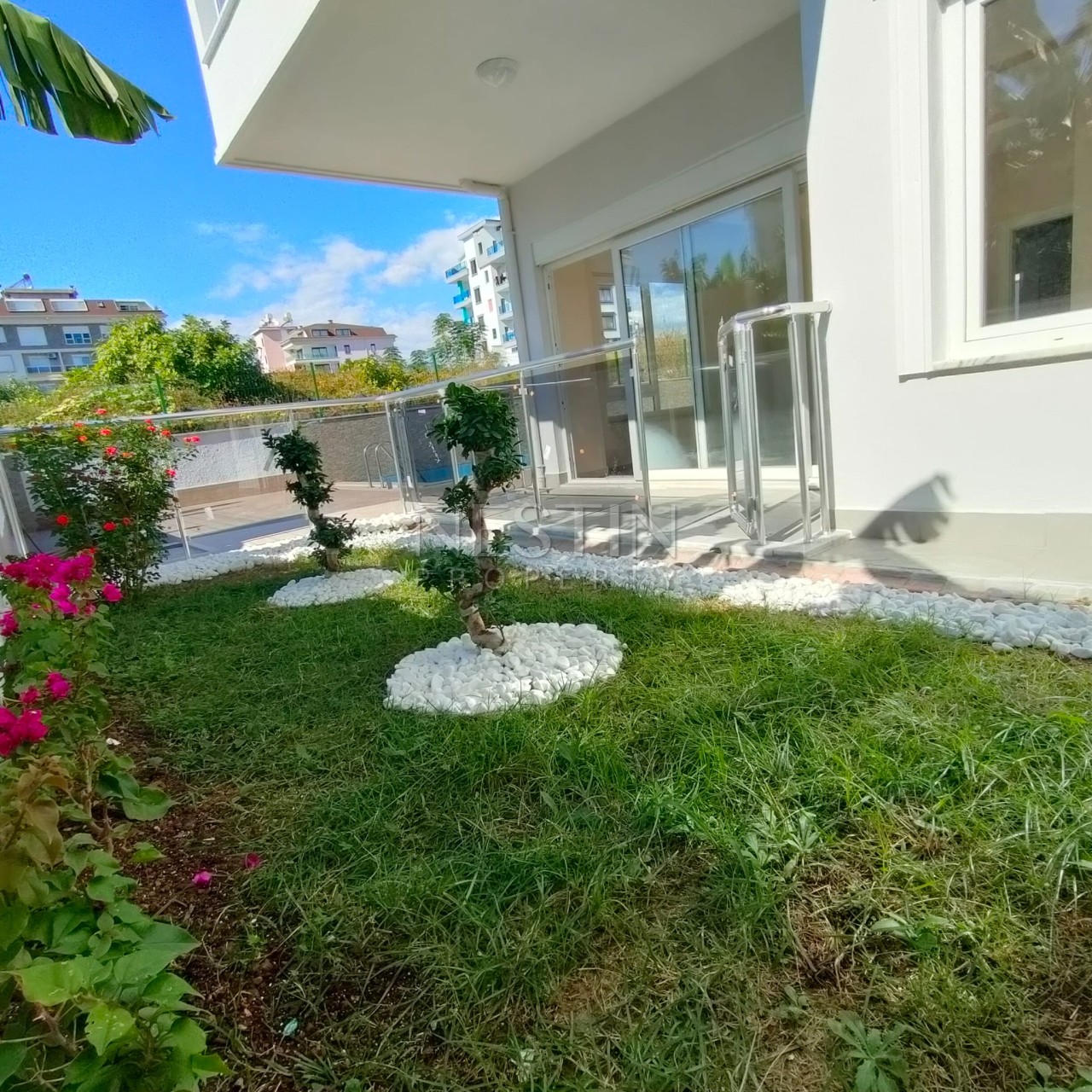 Садовый дуплекс 2+1 в районе Кестель, в 150 м от моря фото 2